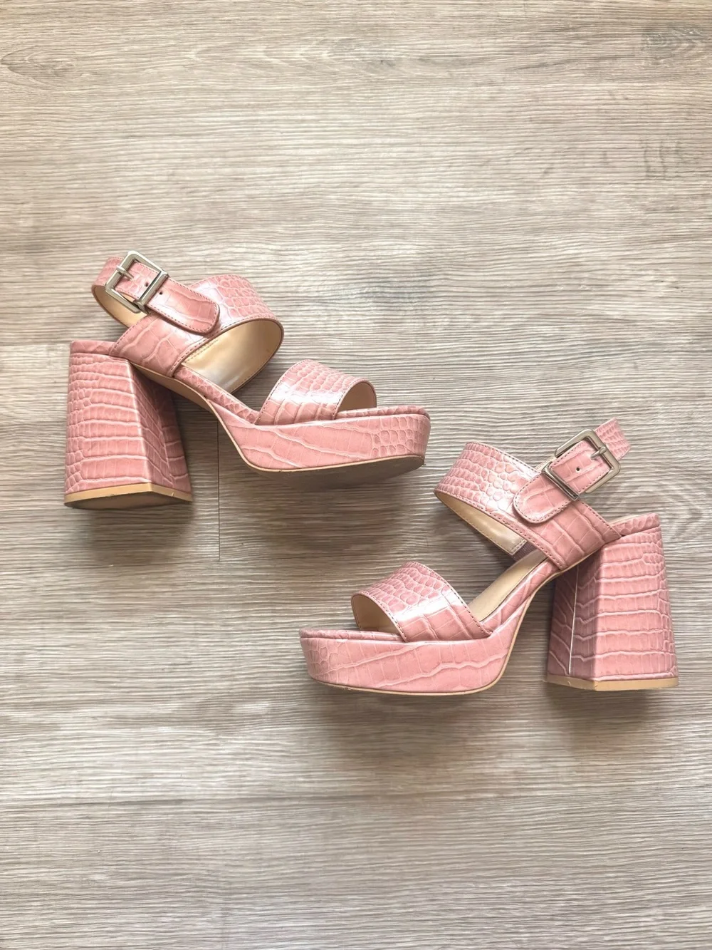 Urban Outfitters Pink Rachel Croc Strappy Platform Heel Shoes Size 6